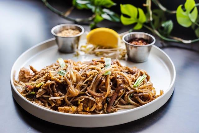 Chicken Pad Thai